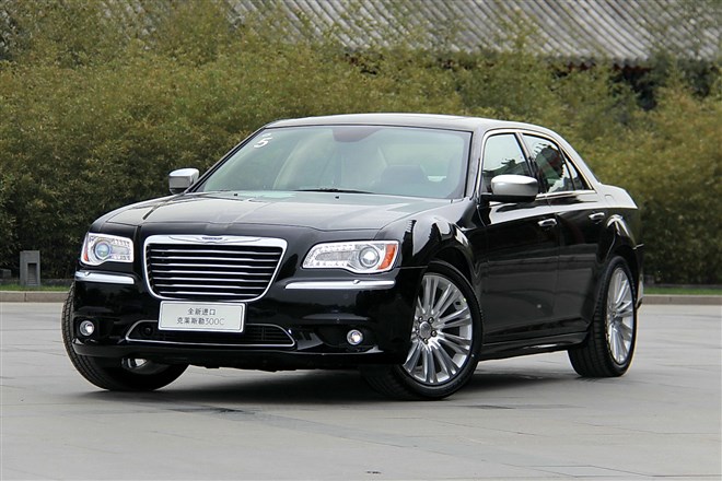 蘇州久久 300C購車贈(zèng)送10萬裝潢禮包