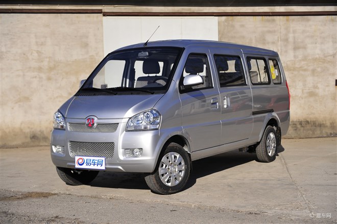 南寧金惠利北汽威旺307購車送大禮包