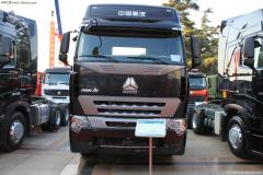 中國重汽 HOWO A7系重卡 380馬力 4X2 牽引車(駕駛室A7-P)(發(fā)動機(jī)D12.38)(ZZ4187N3517N1B)