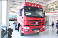 中國(guó)重汽 HOWO重卡 336馬力 6X4 牽引車(chē)(精英版 HW76)(變速器HW20716)(ZZ4257N3247C1)