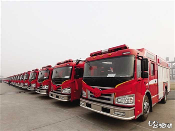 搭載奧威發(fā)動(dòng)機(jī)的消防車(chē)