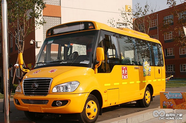 校車銷量加速反彈 年內(nèi)或?qū)⑦_3萬輛？