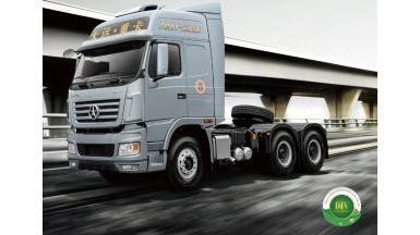 大運(yùn)N9H 遠(yuǎn)航版6*4大馬力牽引車(chē)